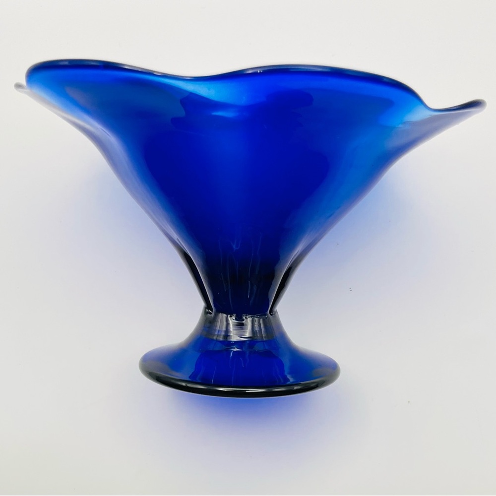 Vtg PAIRPOINT Cobalt Pedestal Compote W/ Yellow Center. Note: Shallow 1” Crevice